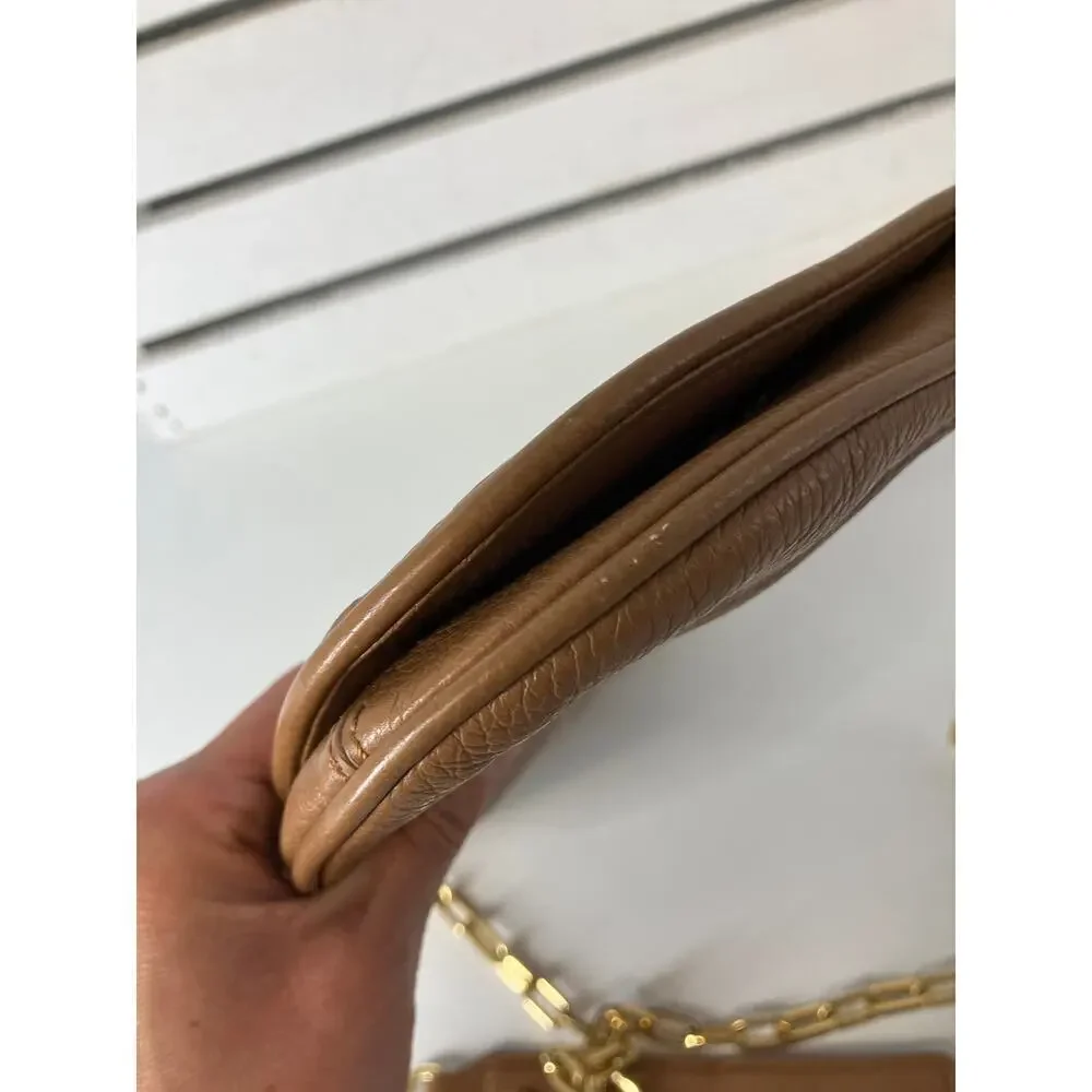 TORY BURCH SMALL LIGHT BROWN PEBBLED LEATHER CROSSBODY BAG